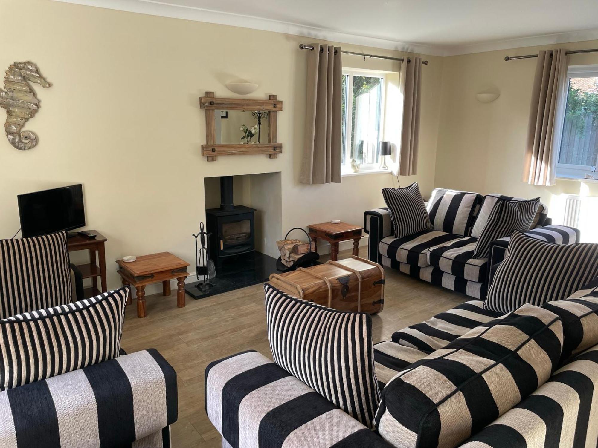 Saltkettle In Blakeney, Sleeping 12 In 5 Bedrooms Blakeney  Exterior foto